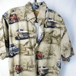 ClearWater Outfitter Sz Med Classic Trucks Surfer